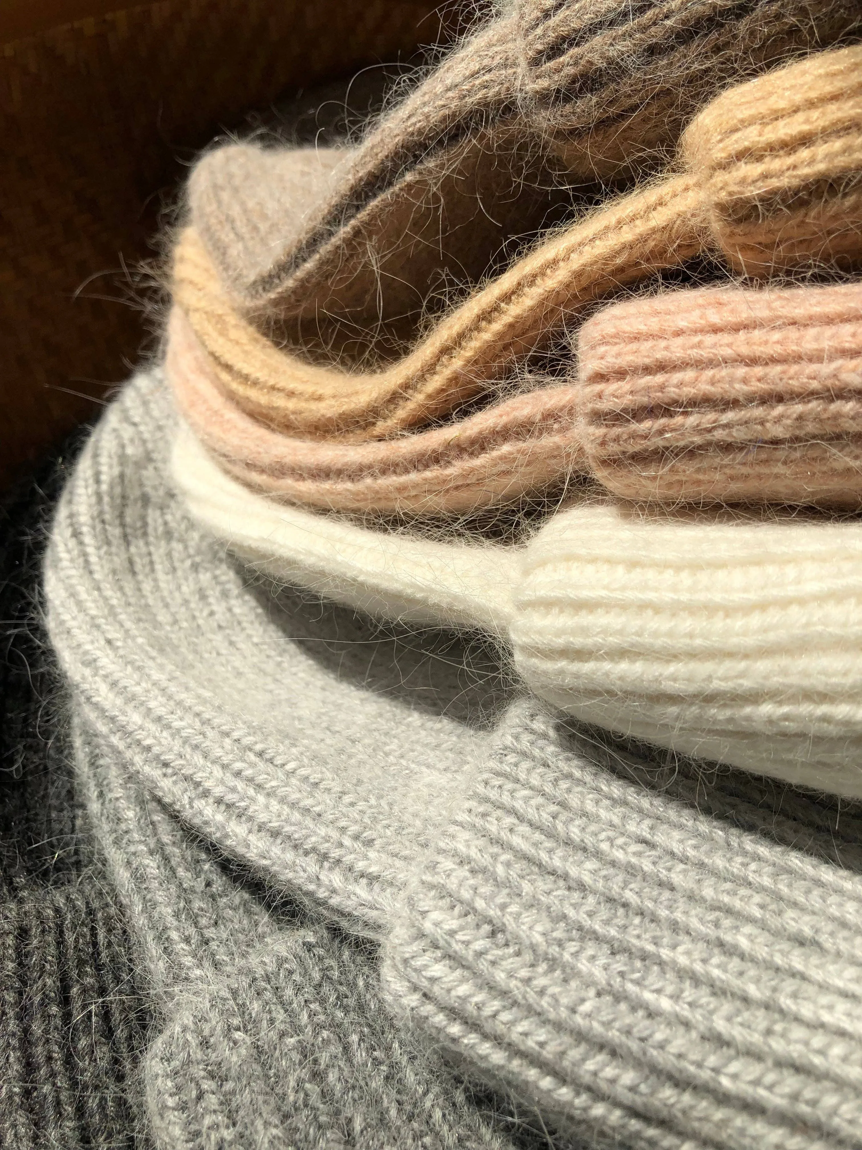 2024 ROYAL ANGORA BEANIE - neutral: Mushroom