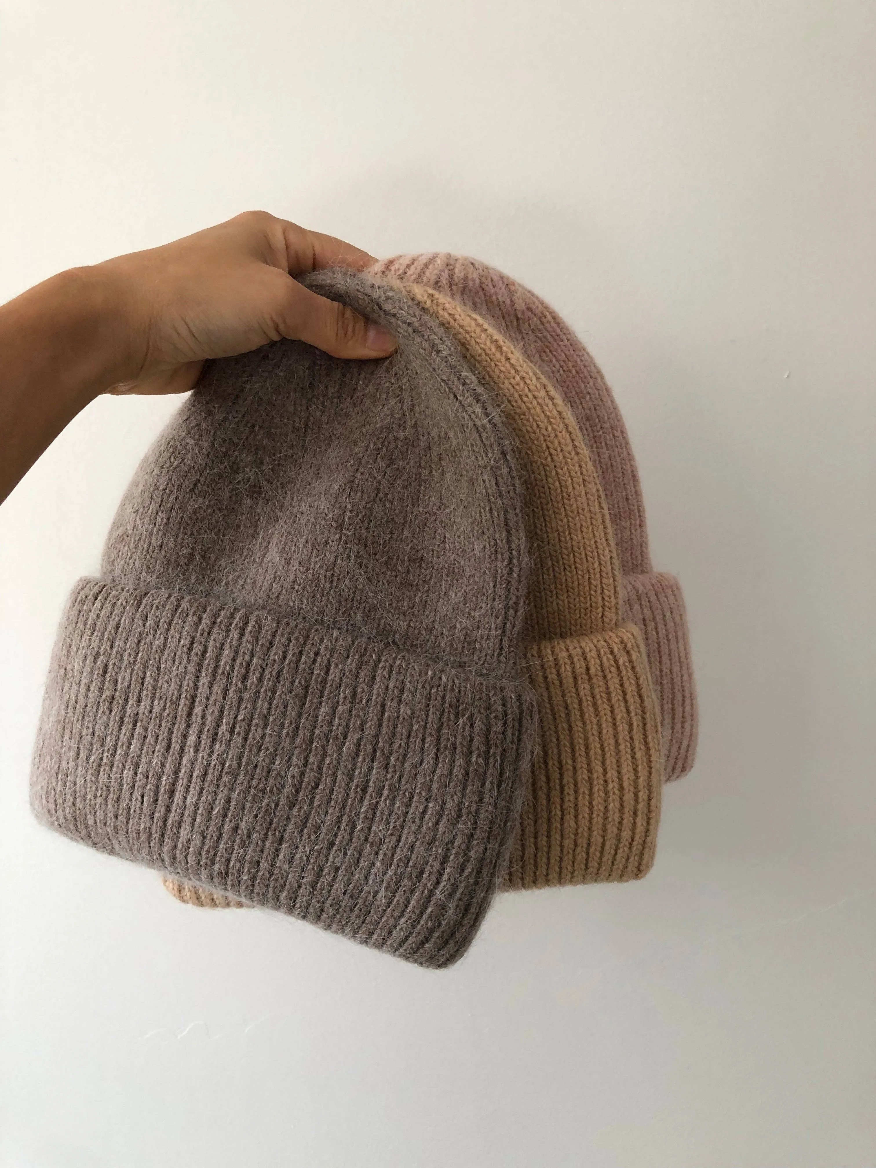 2024 ROYAL ANGORA BEANIE - neutral: Mushroom