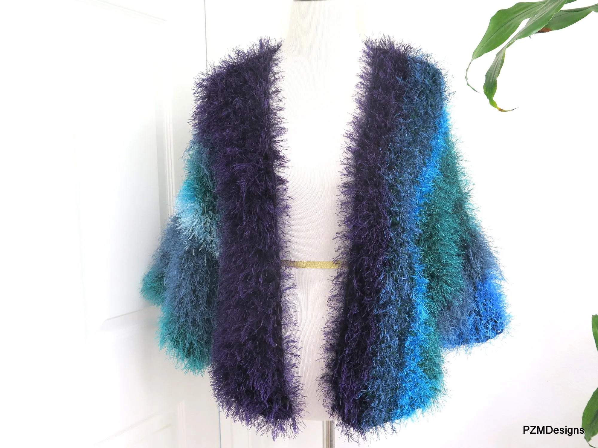 Blue Faux Fur Plus Size Jacket, Multi Color Blue Fur Shrug