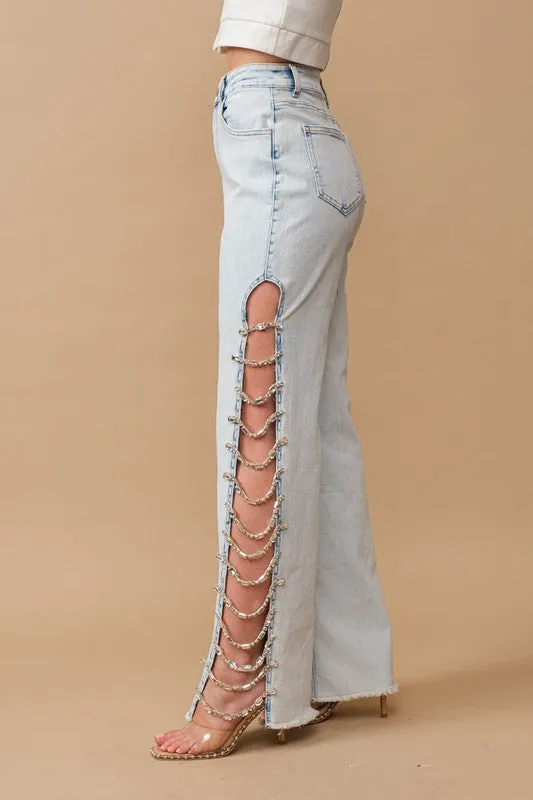 Light Wash Cut Out At Side w/ Jewel Trim Stretch Denim Jeans