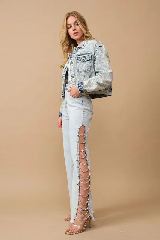 Light Wash Cut Out At Side w/ Jewel Trim Stretch Denim Jeans