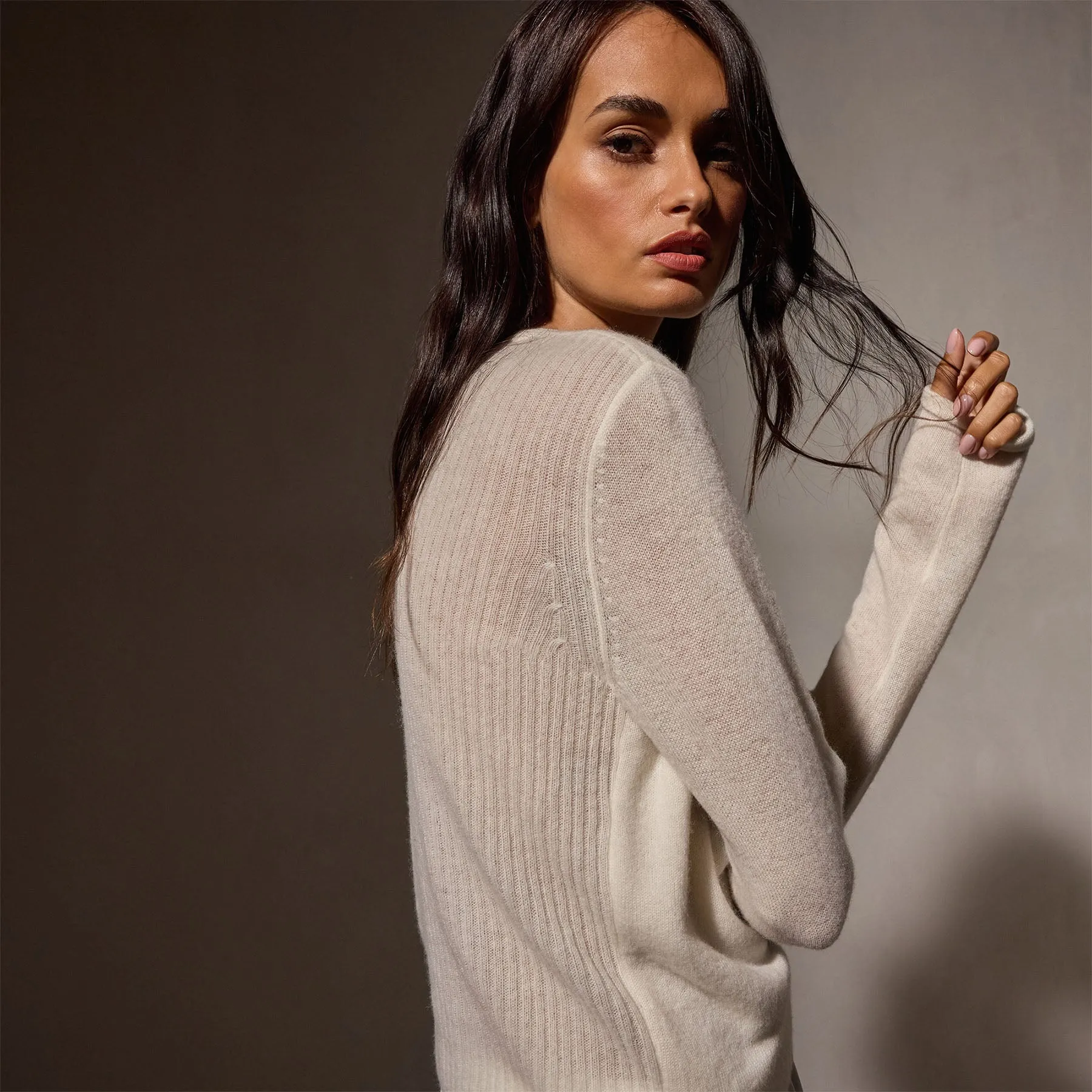 Soft Featherweight Cashmere Crew Neck Sweater - Oyster