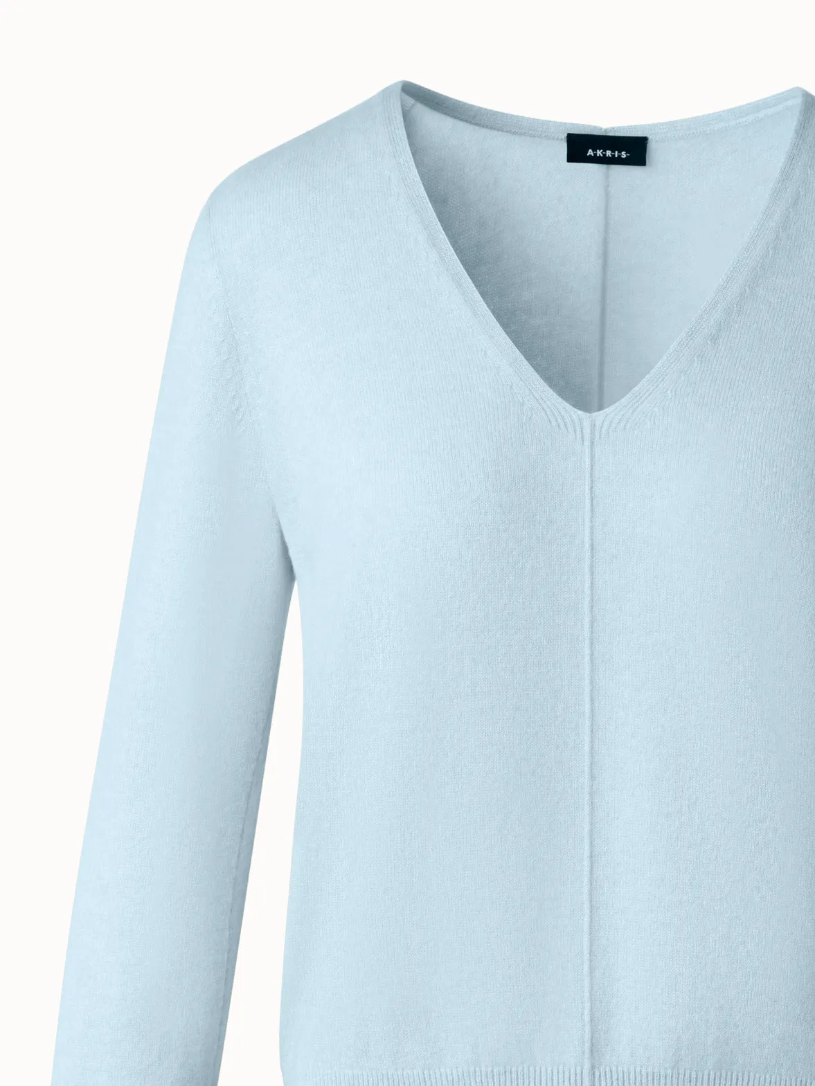V-Neck Sweater in 100% Cashmere